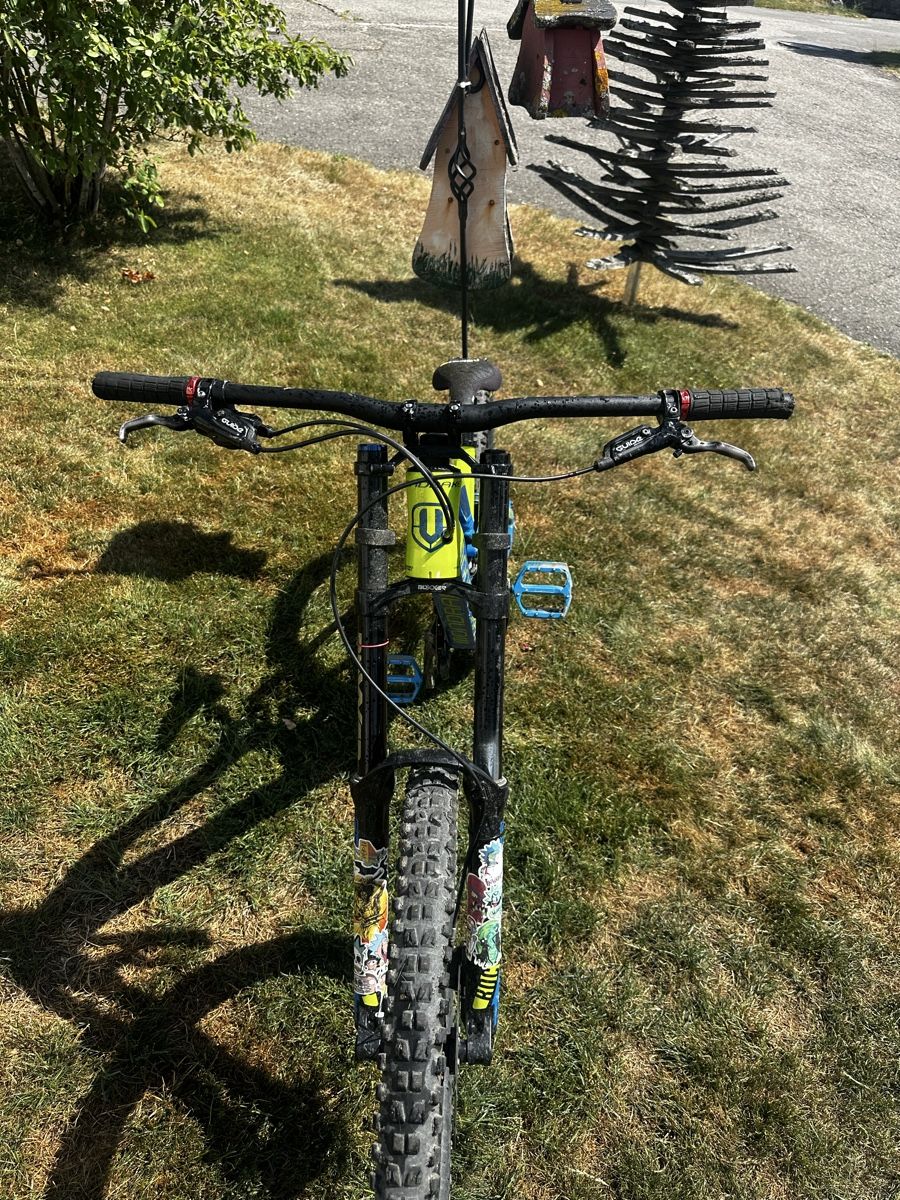 Mondraker Biciclette: VTT Downhill Mondraker Summum taille L  – Usato da fenin venduto da cy__8rp8 2