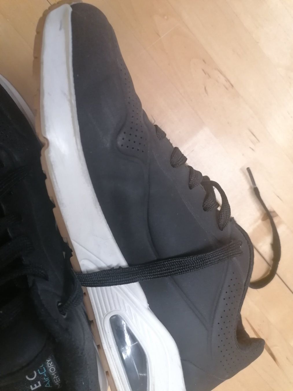 Skechers Chaussures hommes: Skechers 41 – D'occasion à Müllheim Dorf par florita01 4