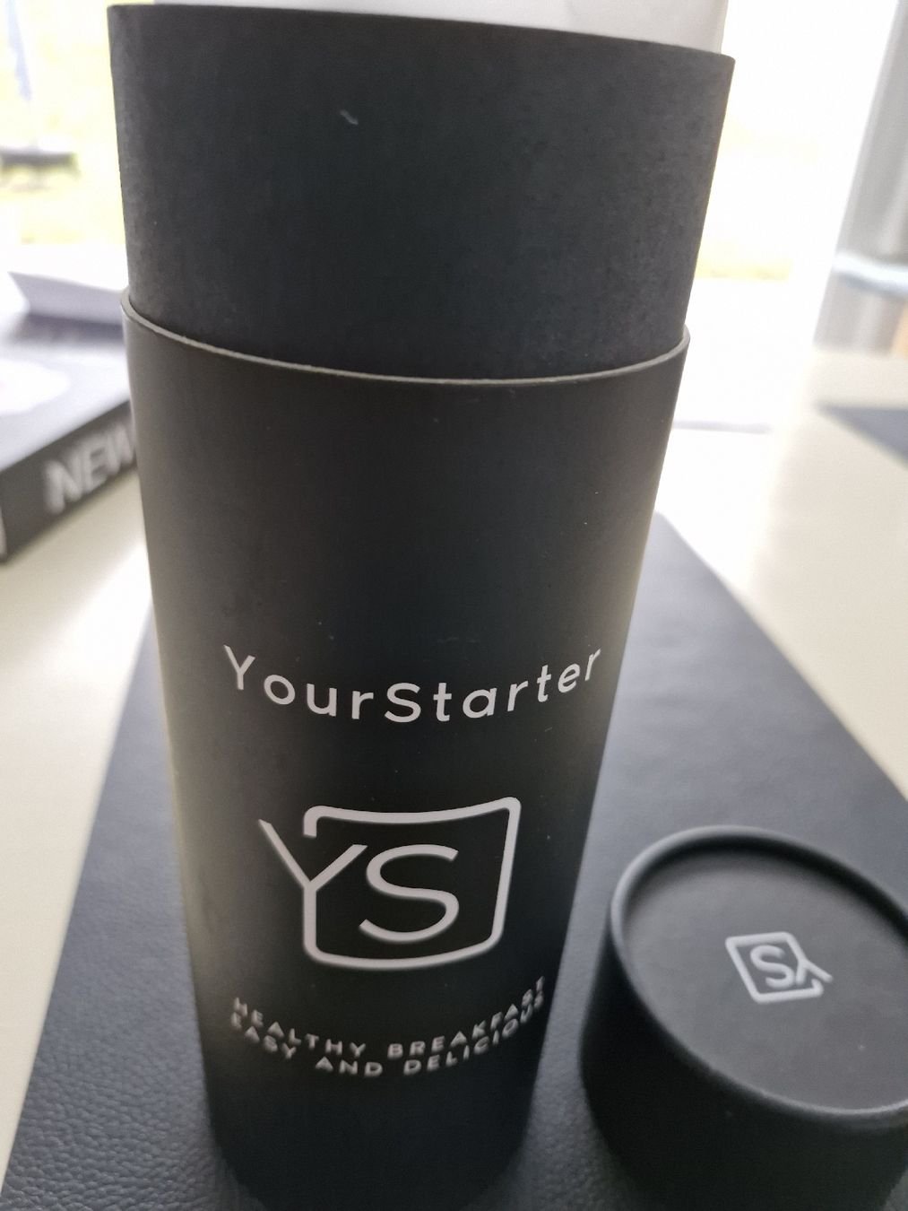 Borracce & Thermos: YourStarter Trinkflasche, ovp. neu, hellblau, Holzdeckel! – Nuovo e nell'imballaggio originale da Frauenfeld venduto da Kasico 7