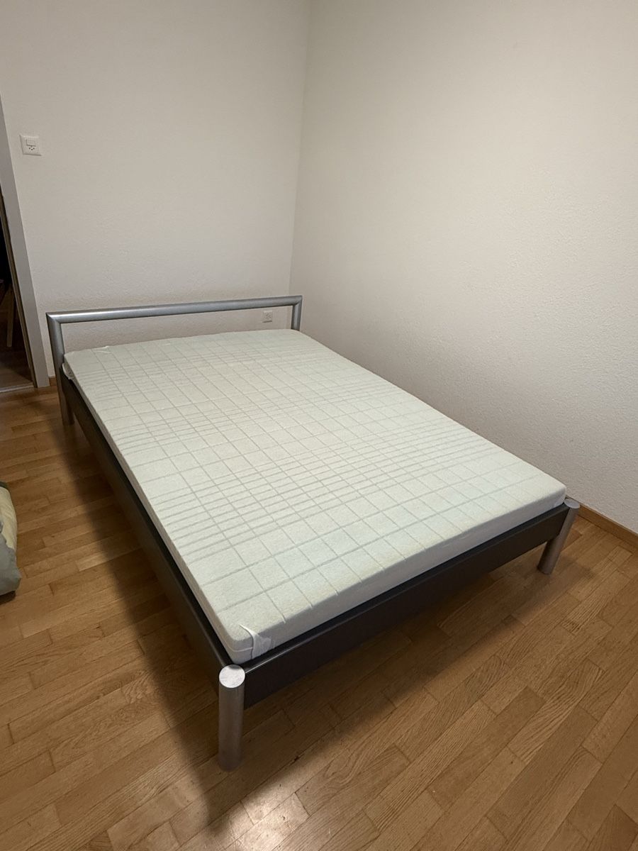 Betten: Bett 140x200 – Gebraucht aus Wigoltingen von jasi_02