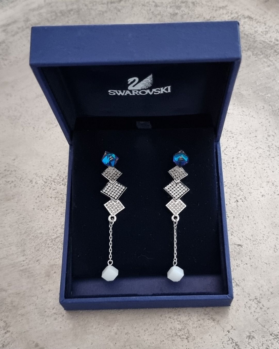 Ketten: ORIGINAL Swarovski Kette und Ohrringe – Neu und originalverpackt aus Frauenfeld von Bleeddragon 3