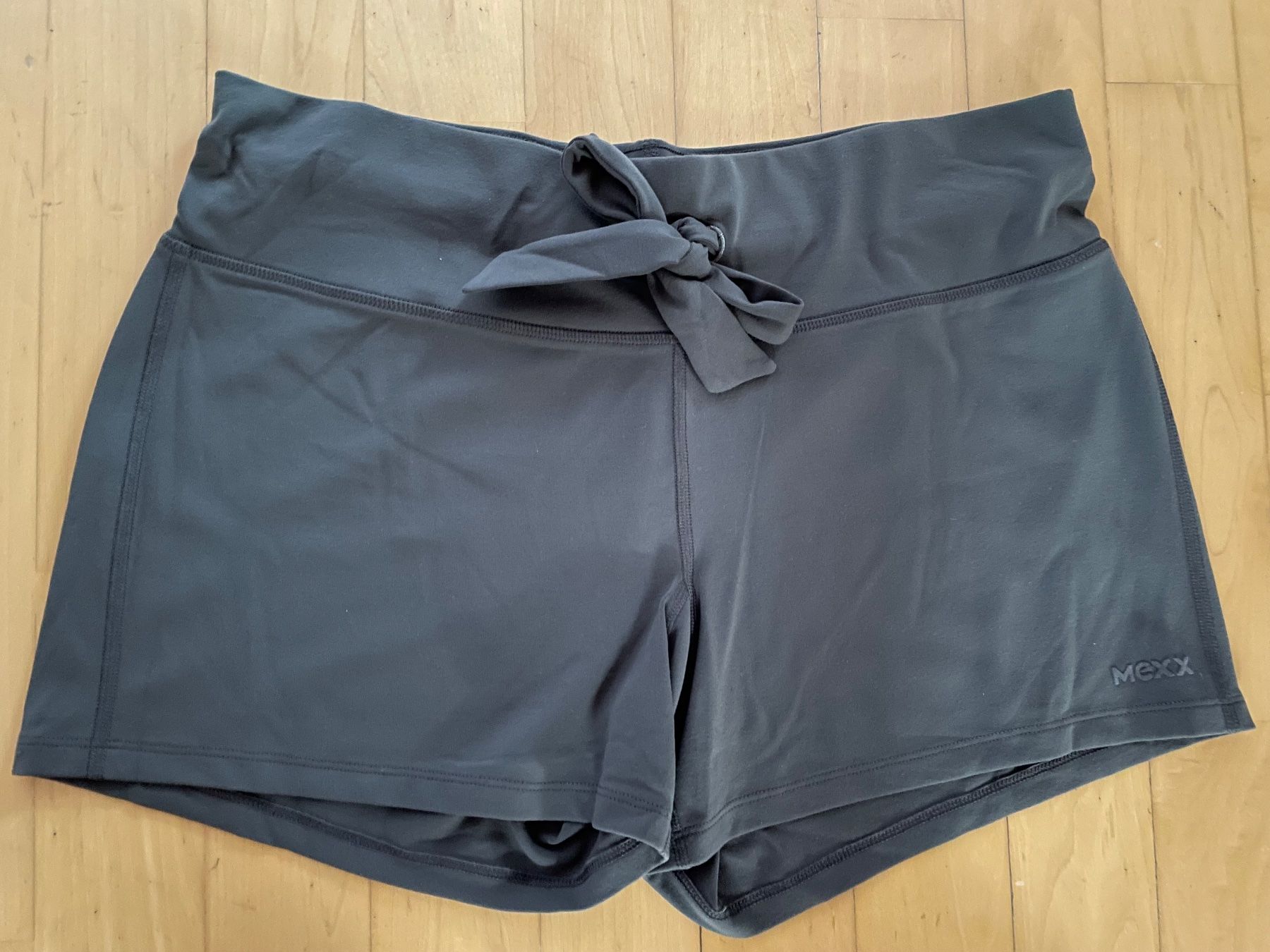 Mexx Pantaloni: kurze Shorts / Sporthose, Mexx, M, elastisch, anthrazit – Nuovo (secondo la descrizione) da Wattwil venduto da diamant1 4