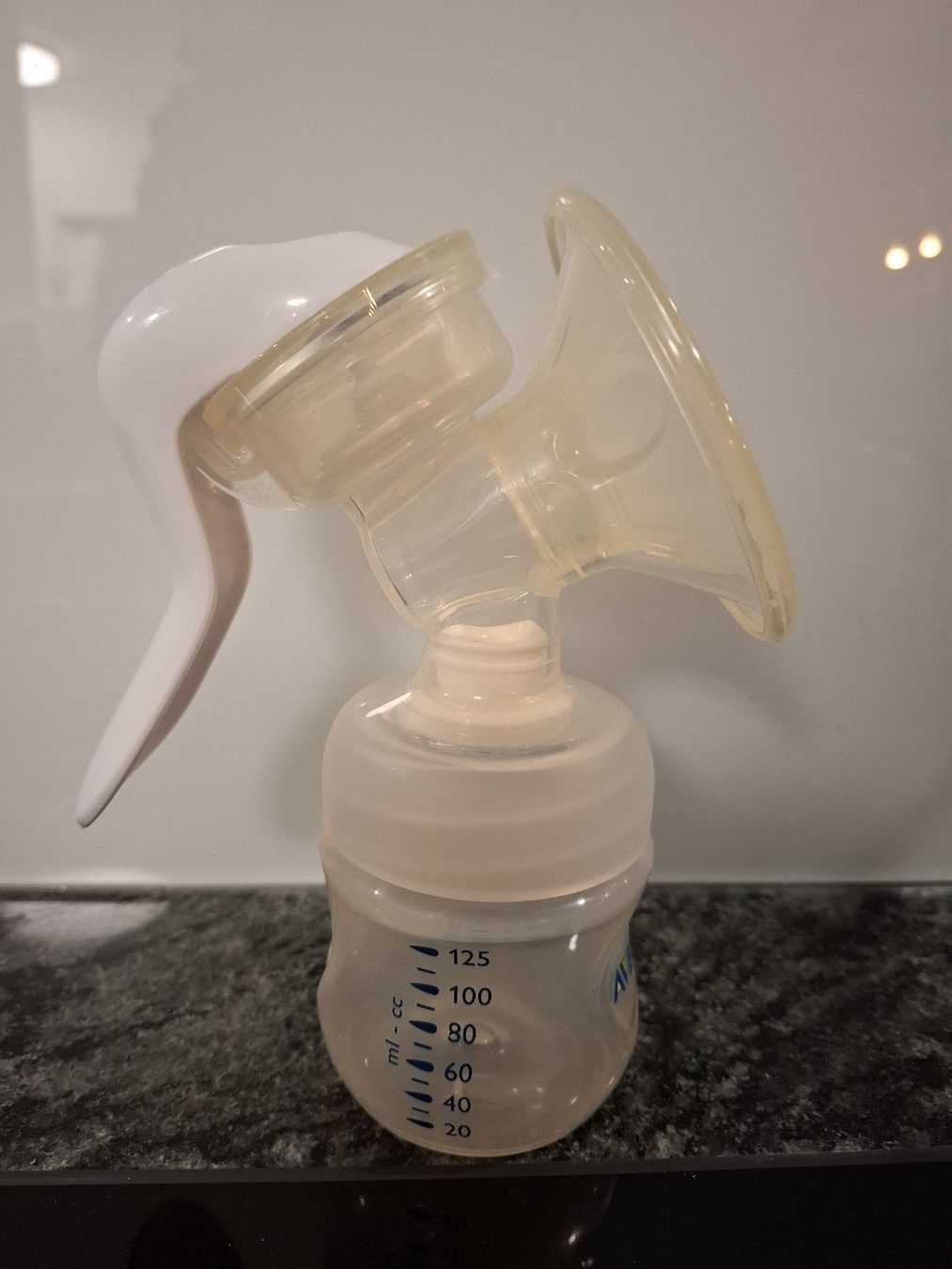 Philips Accessori per l’allattamento: Avent Milchpumpe – Nuovo (secondo la descrizione) da Saland venduto da jael.norelli