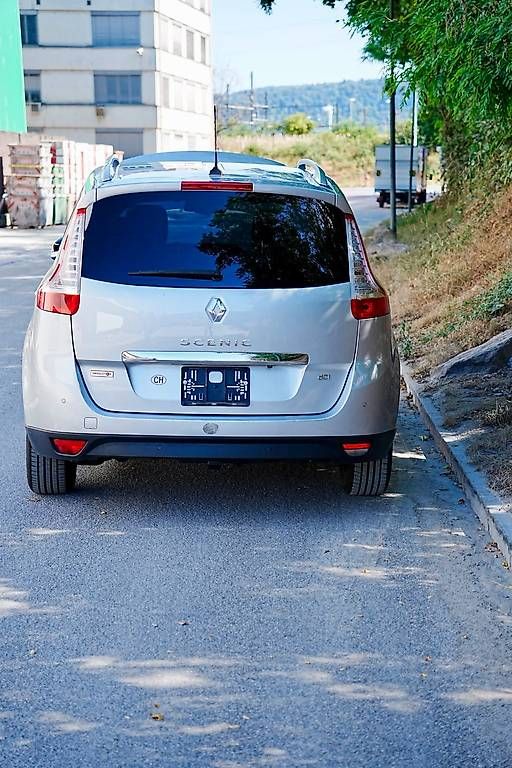 Autos: Renault Grand Scenic – D'occasion à Pratteln par Al2003 2