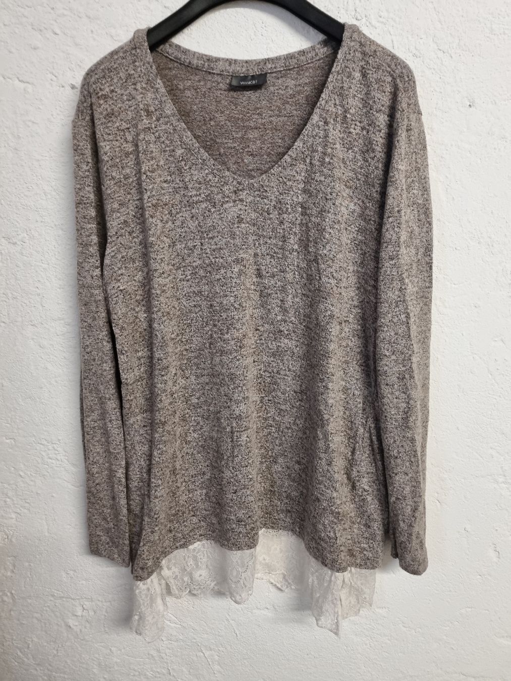 Pullover & Sweatshirts: Pullover Gr. XL – Gebraucht aus Thalwil von Coco2025