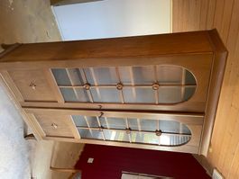 Vitrinenschrank Holz mit Glaseinsatz 2 Tueren 5 Ablagen