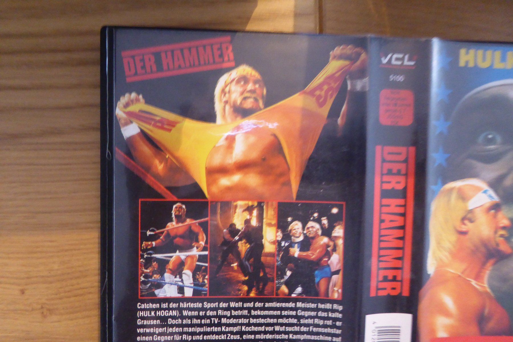 Tutti i VHS: VHS Der Hammer Hulk Hogan mit Backup DVD – Usato da Allschwil venduto da Summelsarium 2