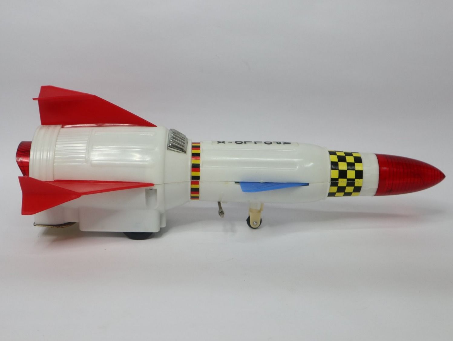 Kit di modellismo & Modellini statici: Rakete Apollo - X Rocket made in Hong-Kong – Usato da Eschenbach SG venduto da Astalavista 2