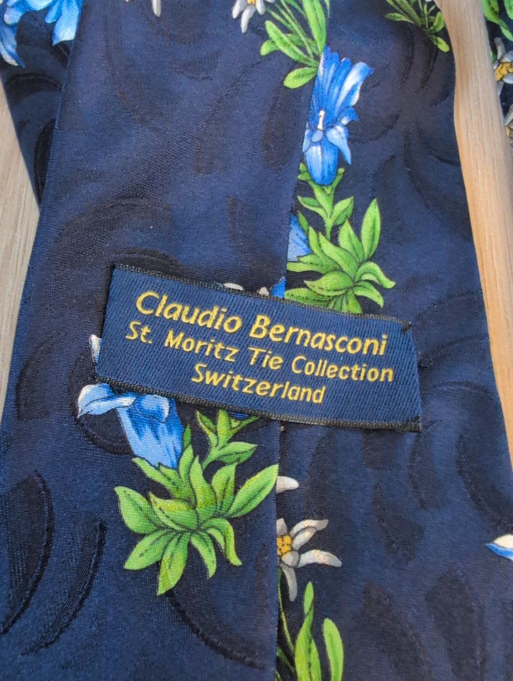Cravatte: Cravatte Claudio Bernasconi St. Moritz – Usato da Oetwil an der Limmat venduto da Roonezzzz 2