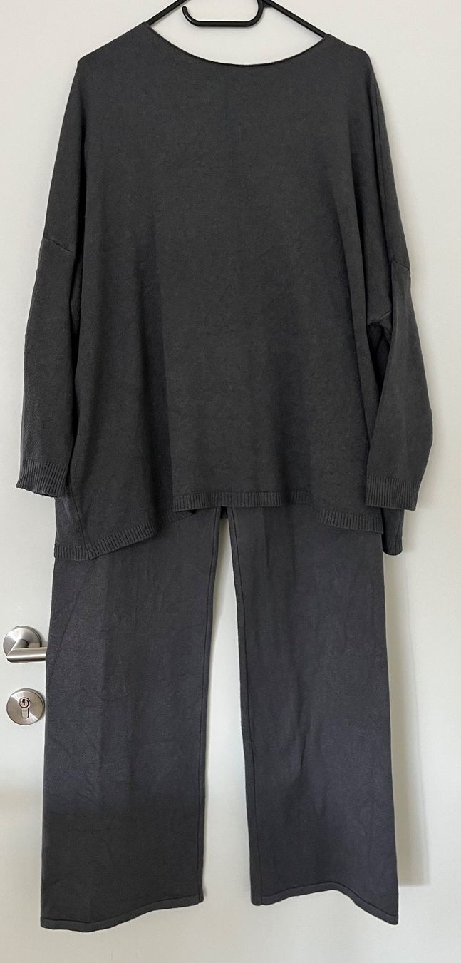 Maglioni & Felpe: Einteiler (Hose & Pullover), Gr. L/XL – Usato da Triesen venduto da atos87