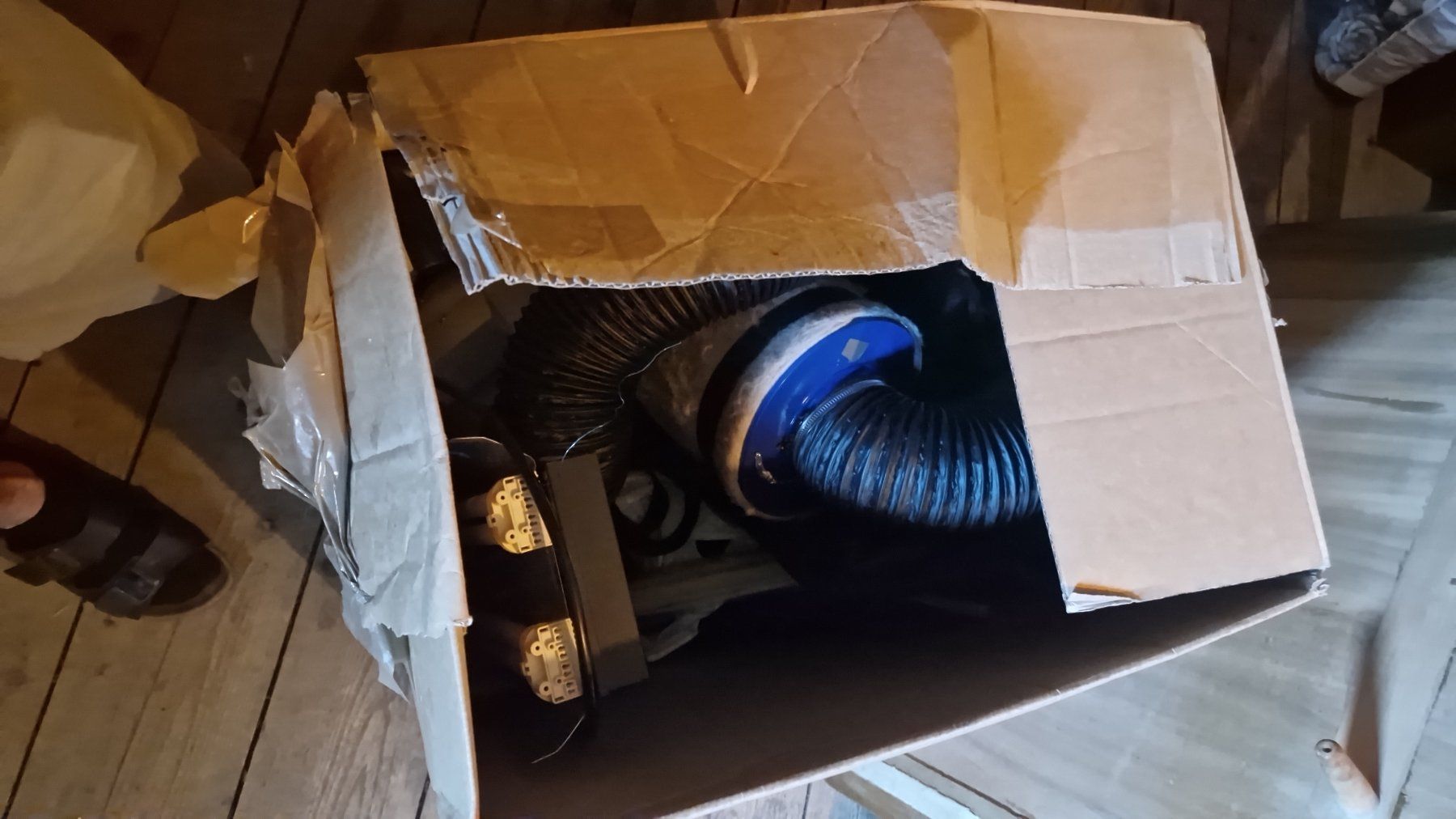Growbox Altro: Homebox/Growbox – Usato da Bern venduto da DrGoalie 1
