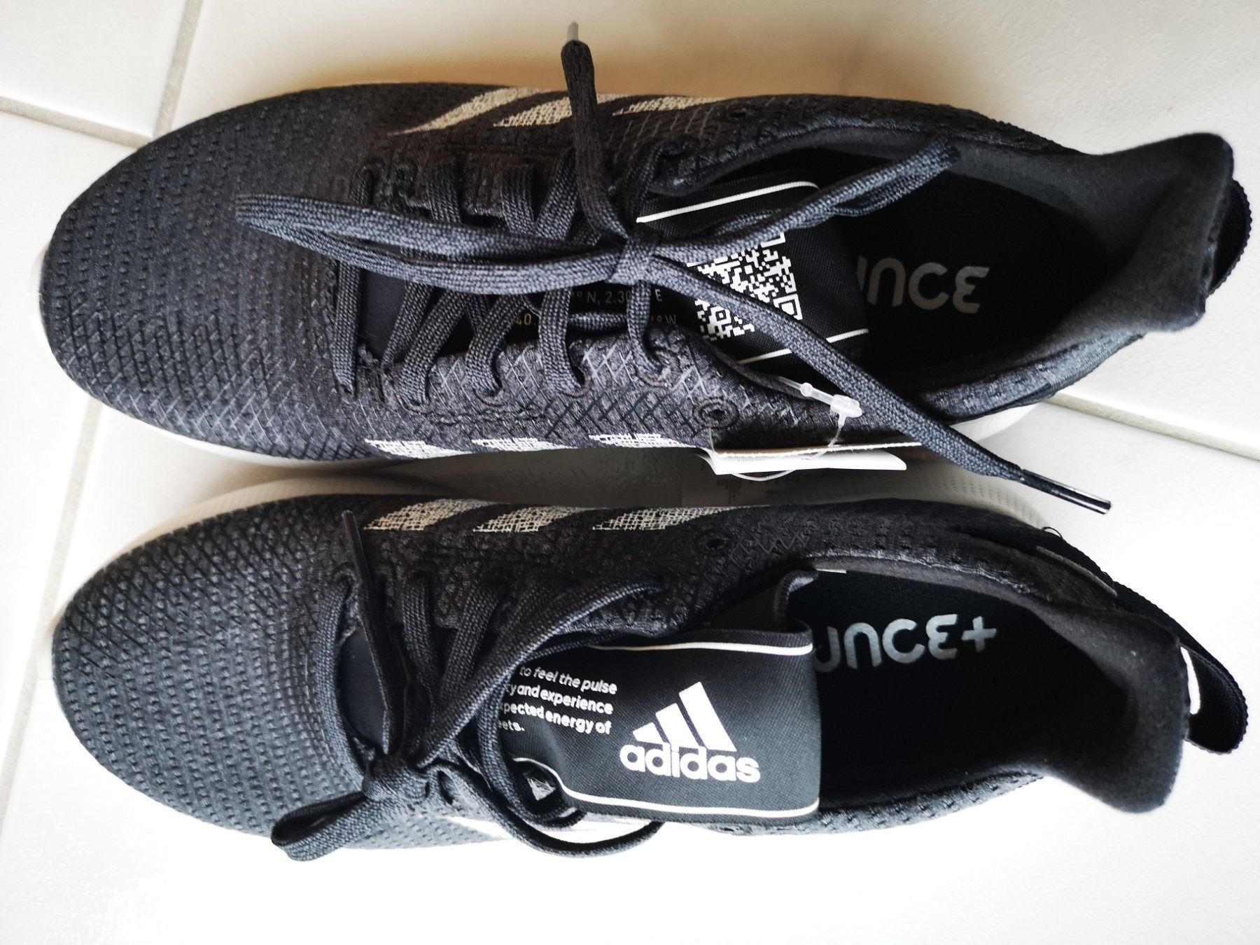 Adidas Scarpe da donna: NEUE Adidas Runningschuhe Gr. 40 2/3 – Nuovo e nell'imballaggio originale da Arth venduto da Africa44 4