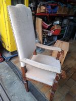 Antiker Holzstuhl