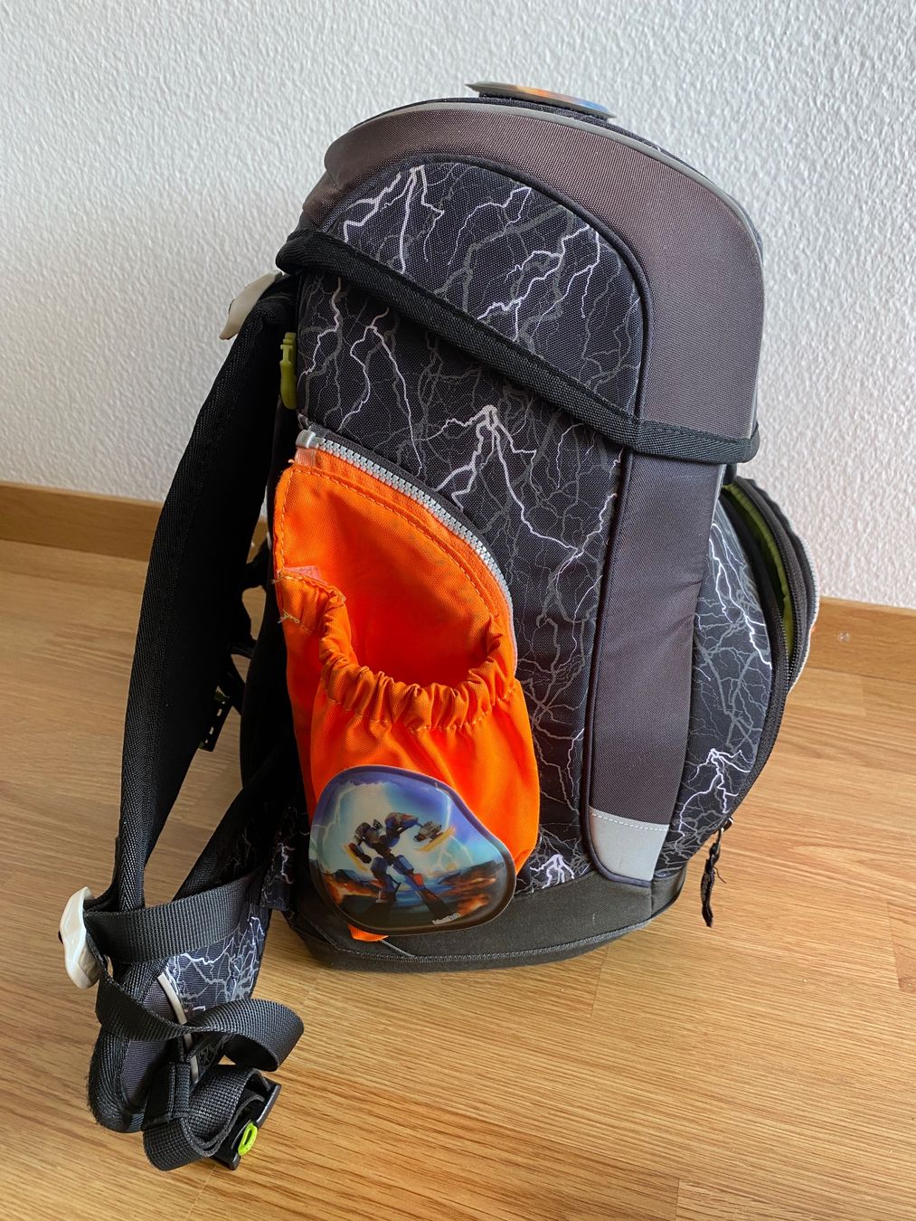 Ergobag Borse & Zaini: Ergobag Schulthek + Turnbeutel + Etui, schwarz mit Blitzen – Usato da Zürich venduto da joe_r8hb 1