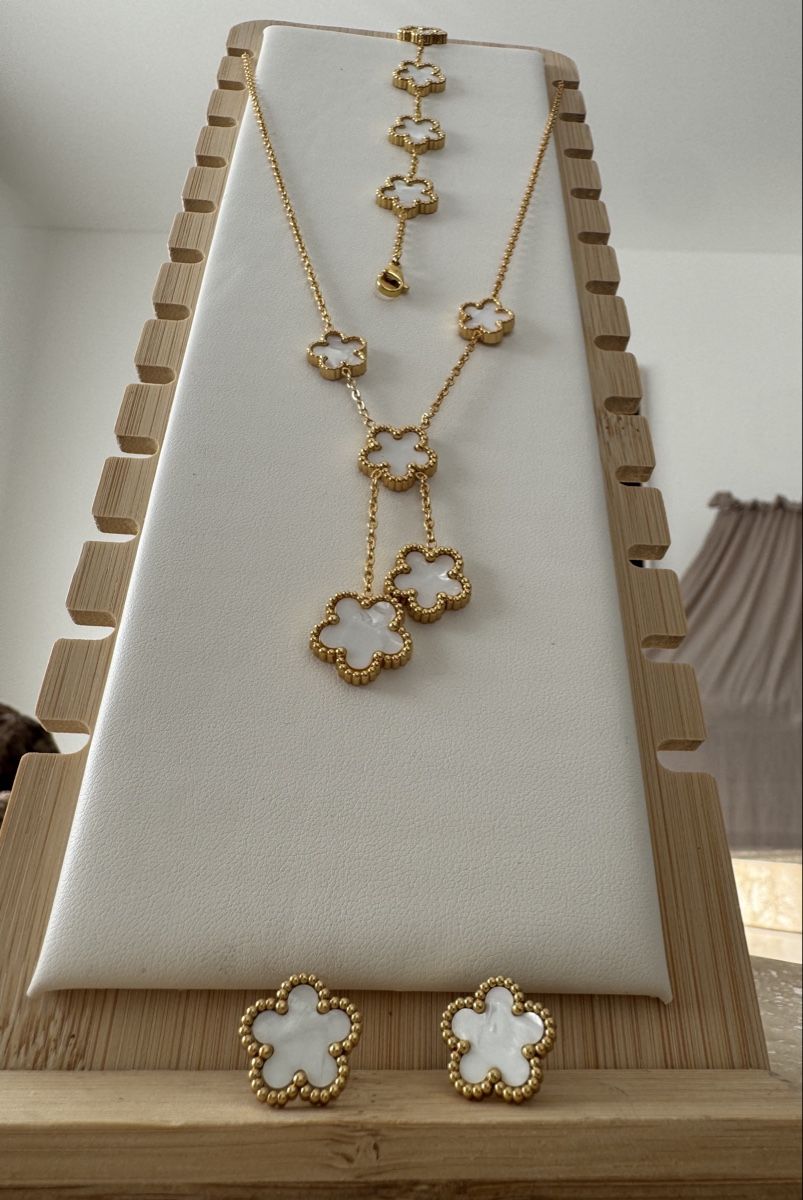 Catenine: Edelstahl Set fünfblattoptik – Nuovo e nell'imballaggio originale da Oberhasli venduto da Duabelle_official 1