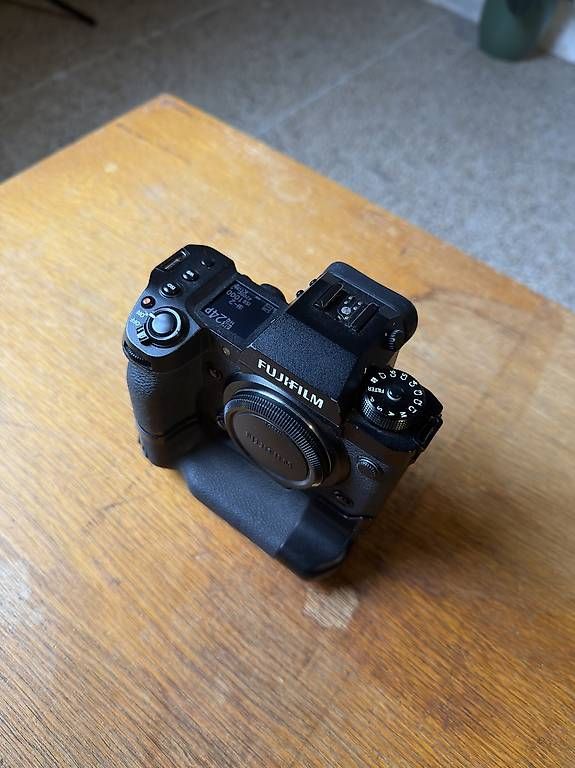 Fotocamera: Fujifilm XH2 + battery grip – Usato da Solduno venduto da rob_l8rs 1