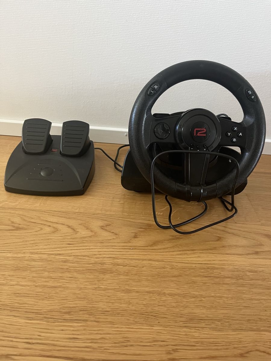 Controller: Gaming Lenkrad – Usato da Fällanden venduto da luro1.1 2