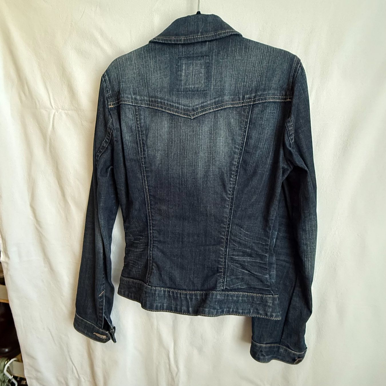 Esprit Giacche: Esprit: Taillierte Jeans-Jacke, Gr. XS – Usato da Riedholz venduto da han_fy6l 2
