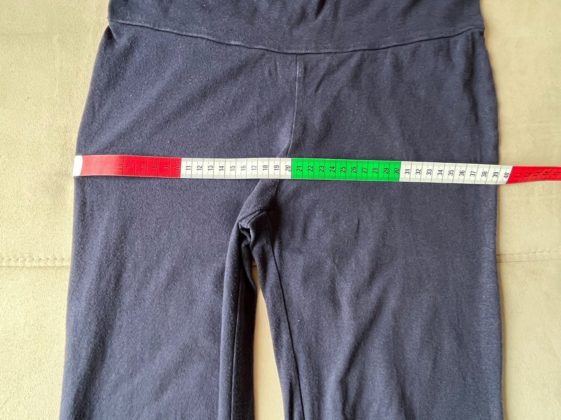 Hosen: Yoga Hose Gr.S – Gebraucht aus Stäfa von Exclusive0 4