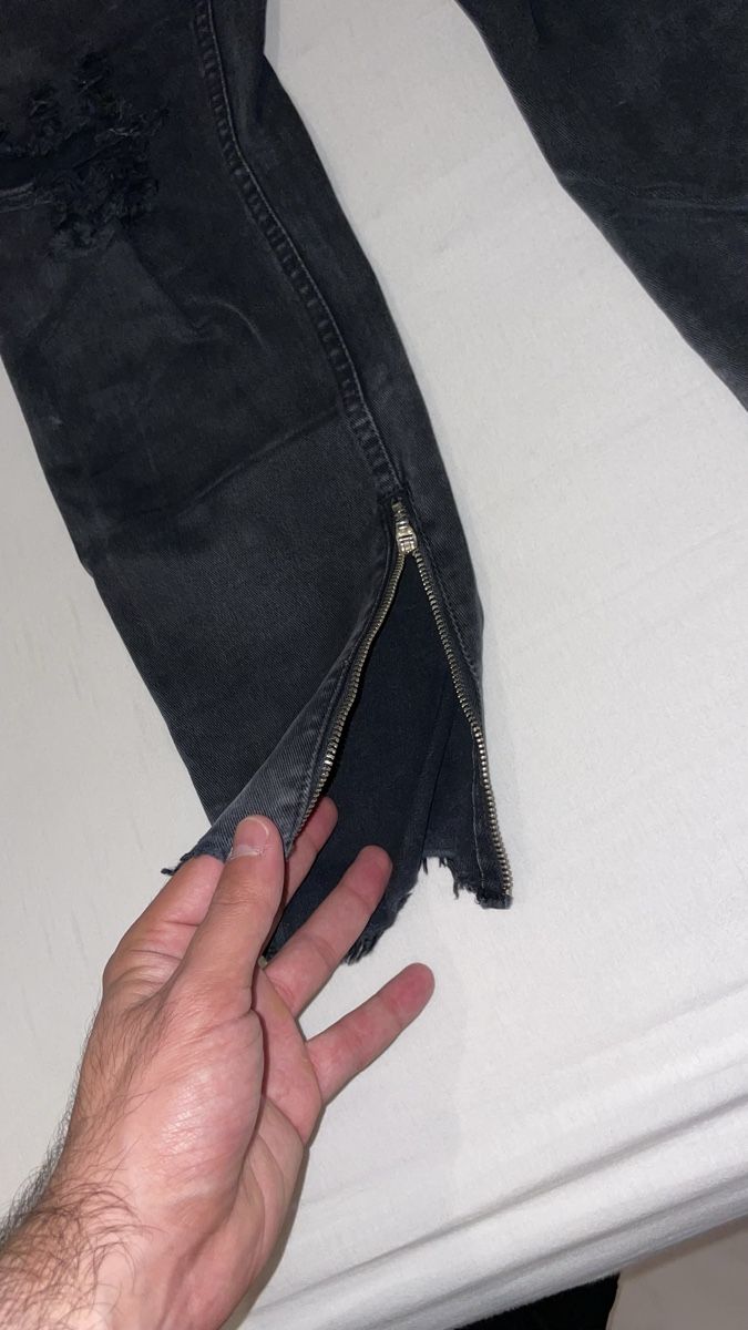 Jeans: NOHOW Jeans  – Usato da Derendingen venduto da ivanvero19 2