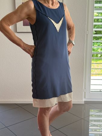 Hochwertiges Sommerkleid von Disaya, Grösse 34