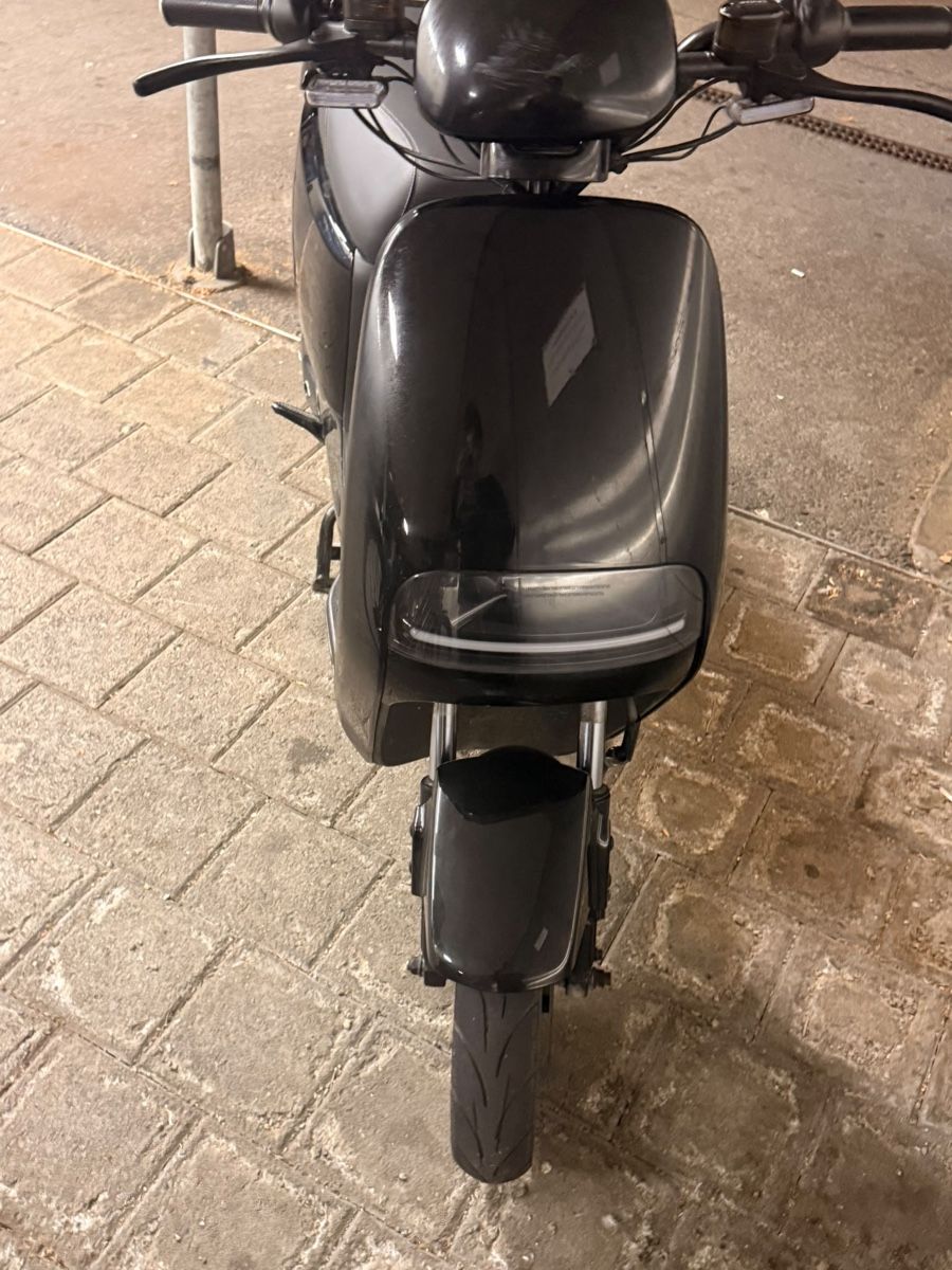 Scooters: E Roller  – Gebraucht aus Basel von abd_w2mv