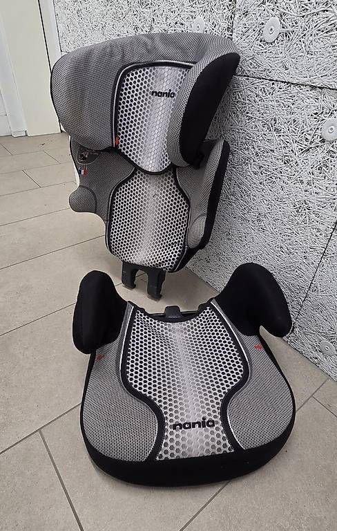 Seggiolini per auto: Kindersitz Sitzerhöung fürs Auto – Usato da Hittnau venduto da Loonatic 2