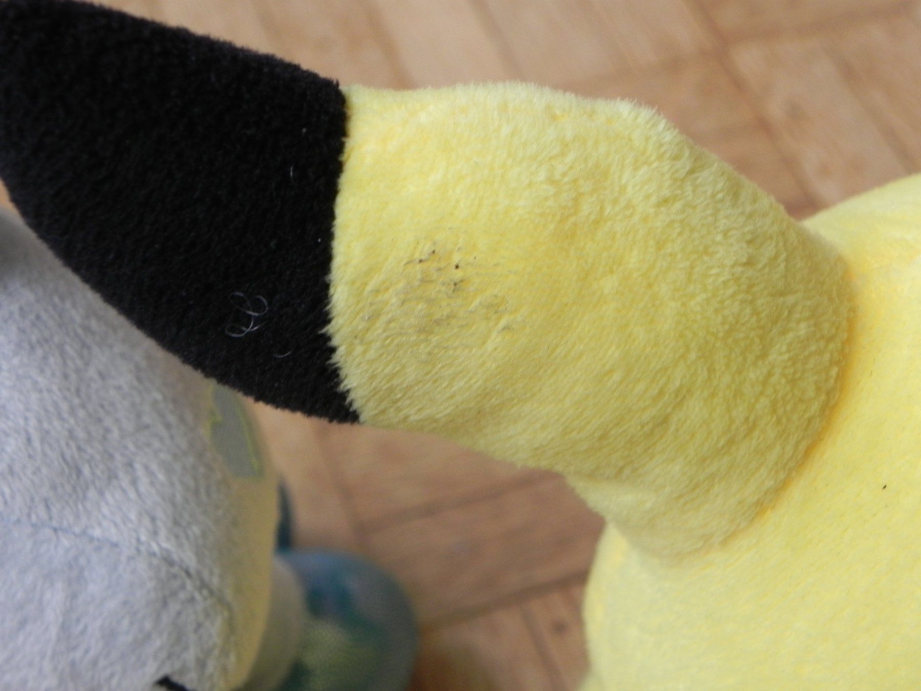 Spielzeuge: Pikachu und Einhörner Kuscheltiere Plüschtier Set 3 Stk – Gebraucht aus Stallikon von pcerny16 1
