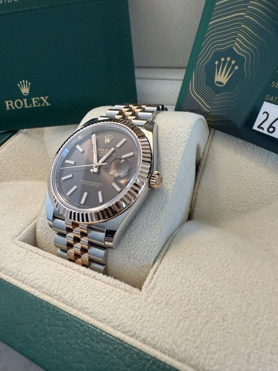 Rolex Montres: Rolex Datejust 41 Ref. 126331 Chocolate, Full Set, 11/2024 – D'occasion à Recherswil par premierwatch 3