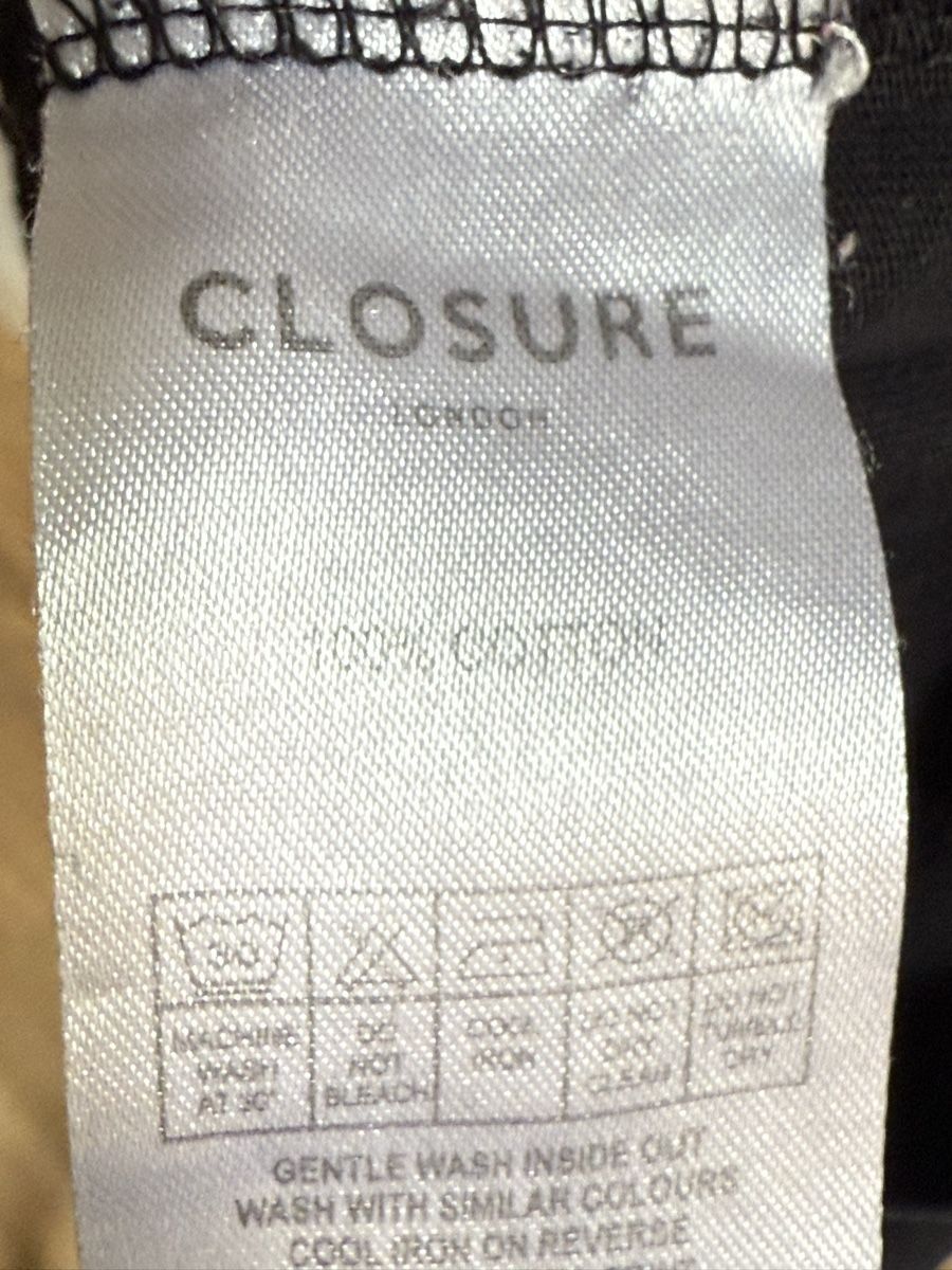 T-Shirts: T-shirt noir impression gorille Closure, t.M/38 – Gebraucht aus Tavannes von Thriftshop 4