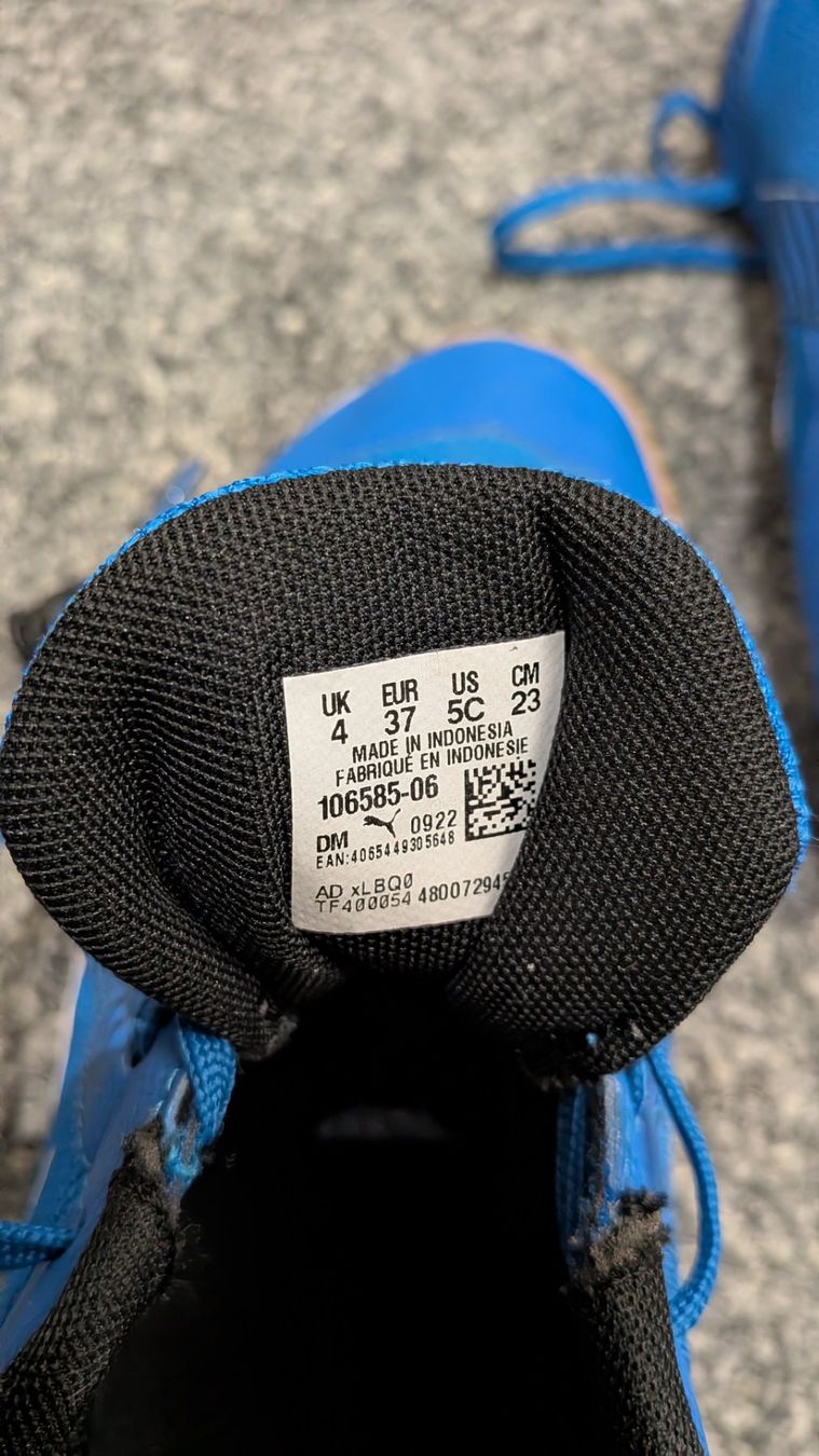 Puma Scarpe per ragazzi: Blaue Puma-Turnschuhe Grösse 37 – Usato da Frauenfeld venduto da mf2_yb66 3