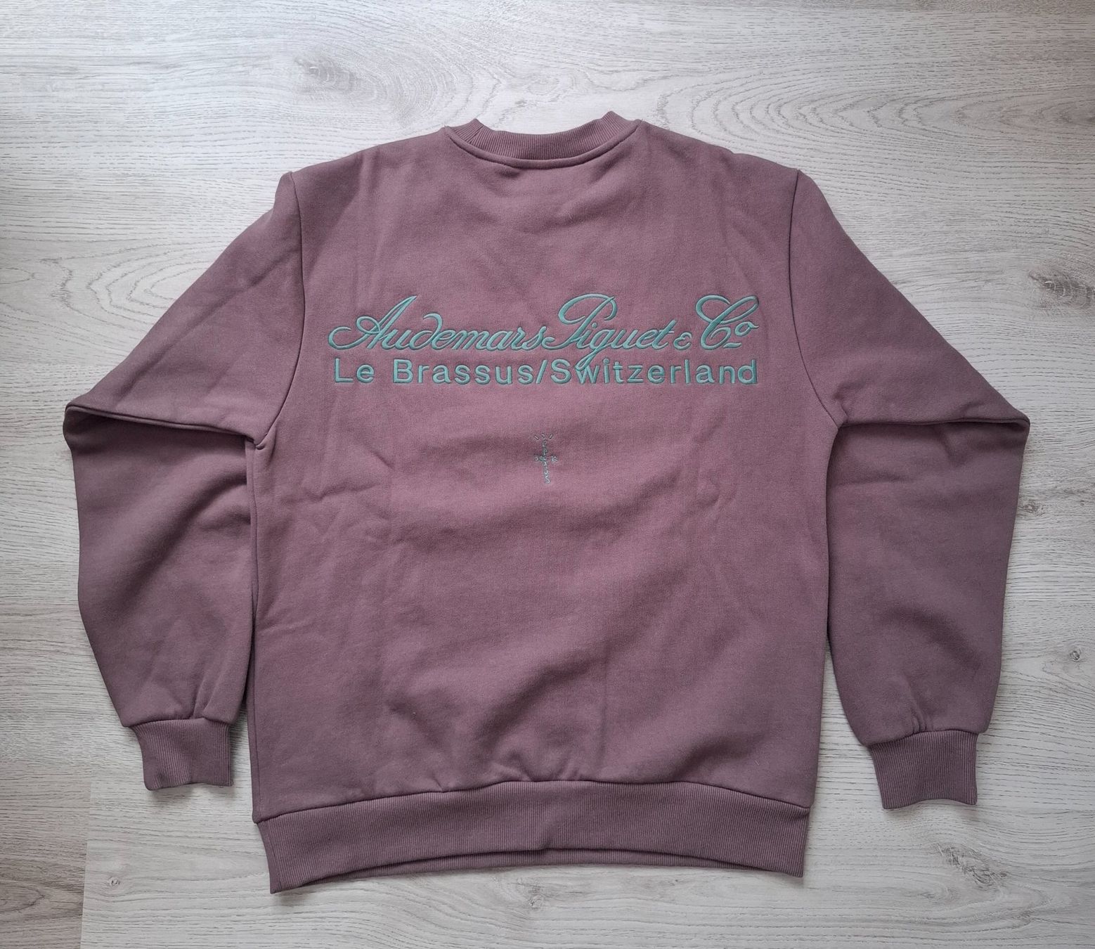 Pullover & Sweatshirts: Pull Audemars Piguet Travis Scott Cactus Jack – Neu und originalverpackt aus Le Locle von Lapidary.Duc