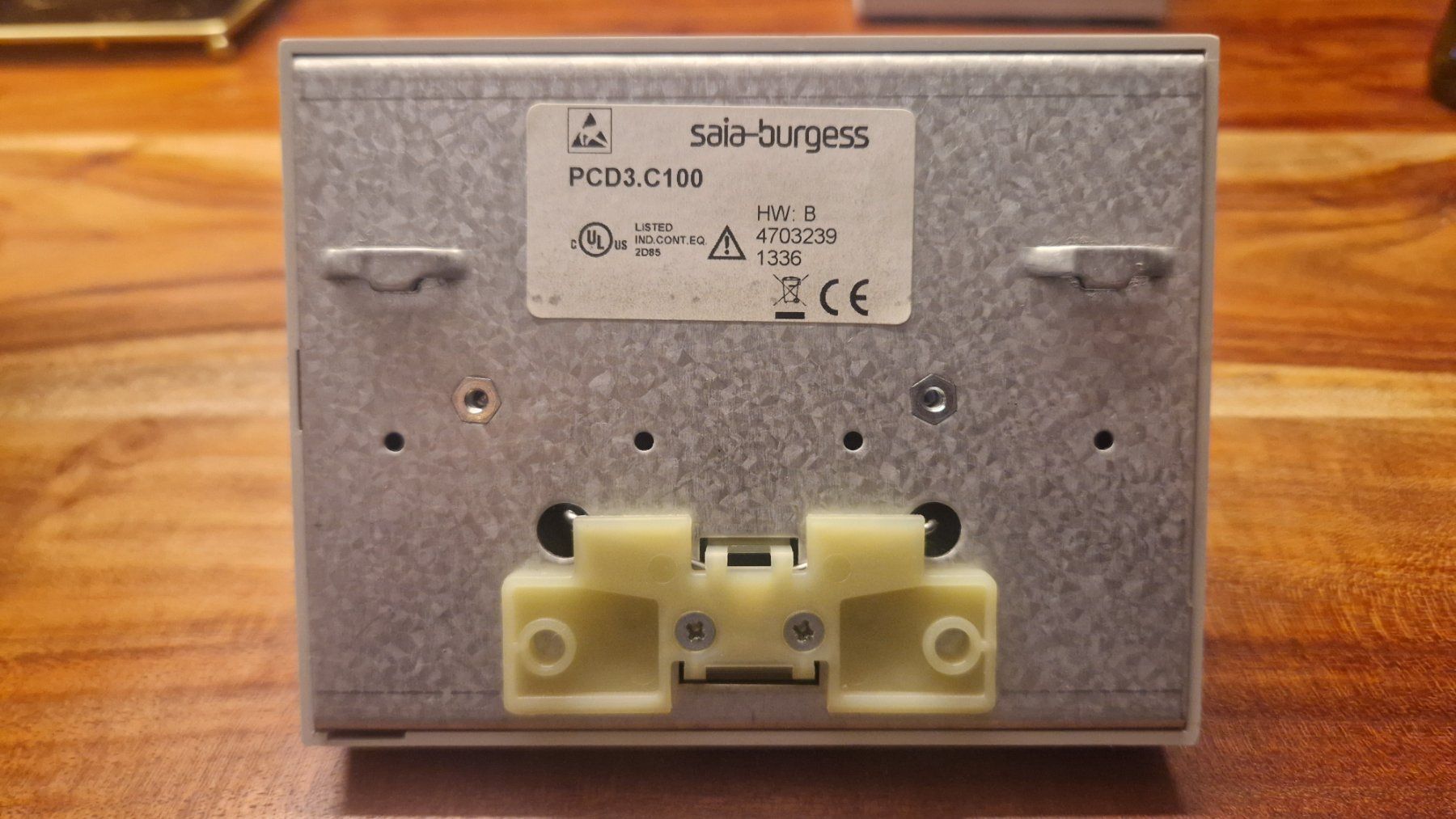 Componenti elettronici: PCD3.C100 Erweiterungs-Modulträger  für 4 E/A-Module – Usato da Rapperswil SG venduto da SecondhandSale 2