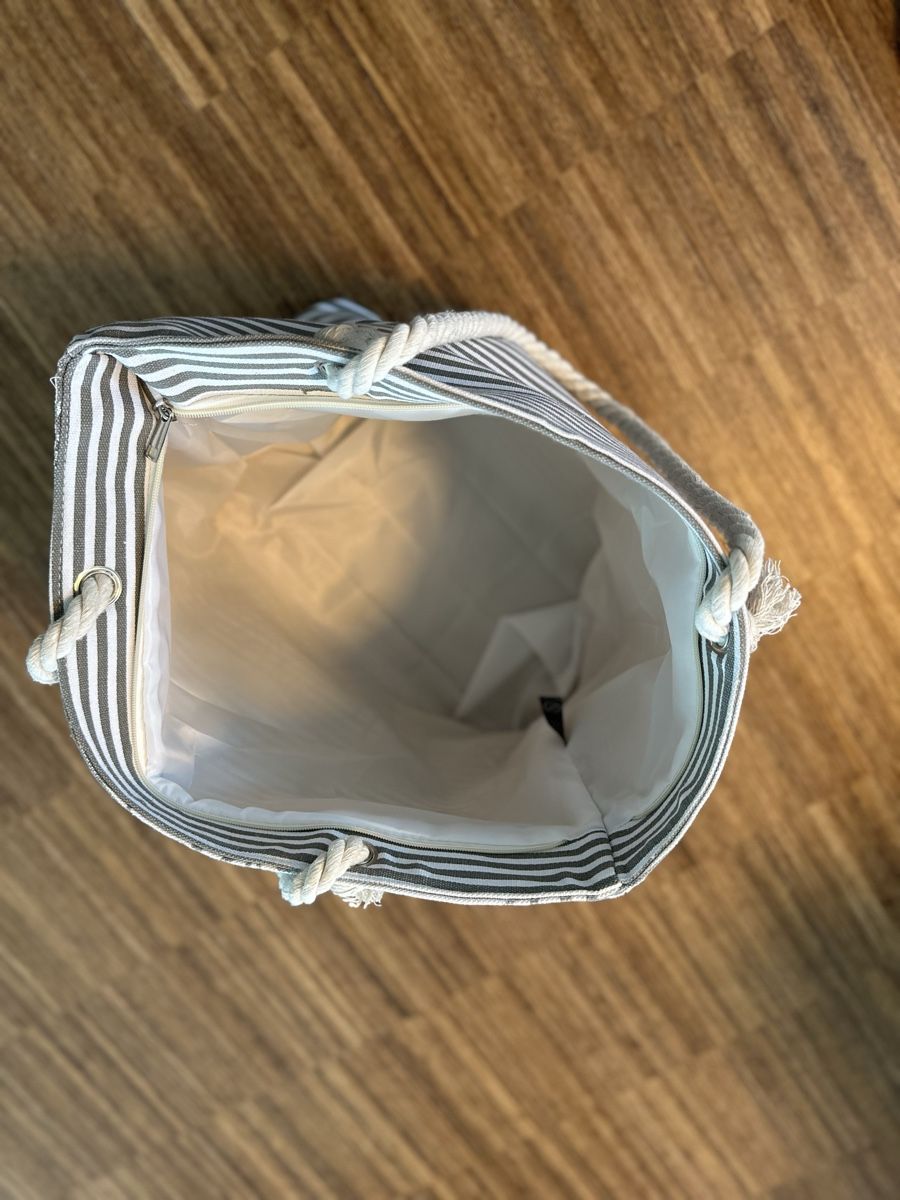 Borse da donna: Strandtasche  – Usato da Jona venduto da Laerrybaerry 2