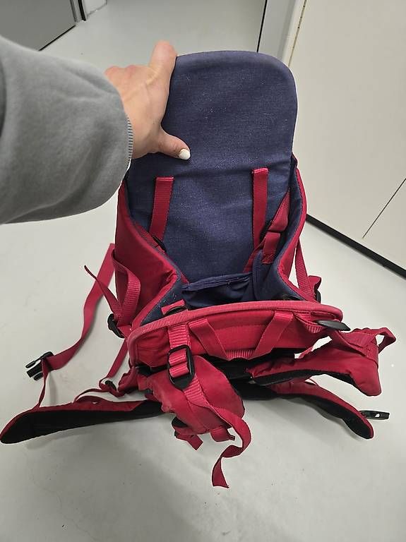 Marsupi portabebè: Kinder Rucksäck  Kindertrage  – Usato da Moosseedorf venduto da mag_k9m5 1