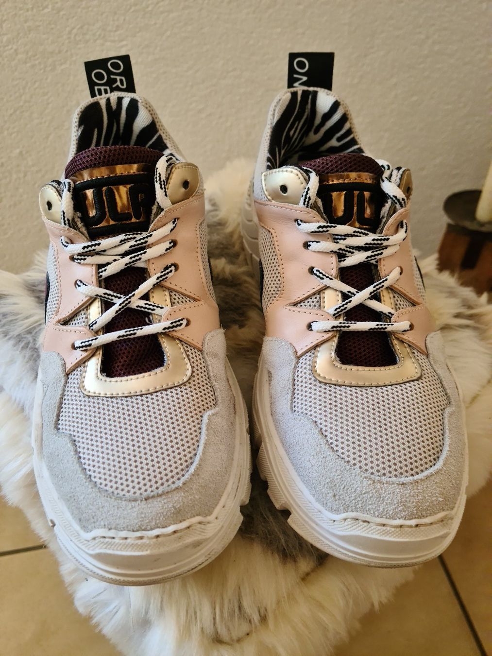Scarpe da donna: Baskets Méliné pointure 39 – Usato da le landeron venduto da canette