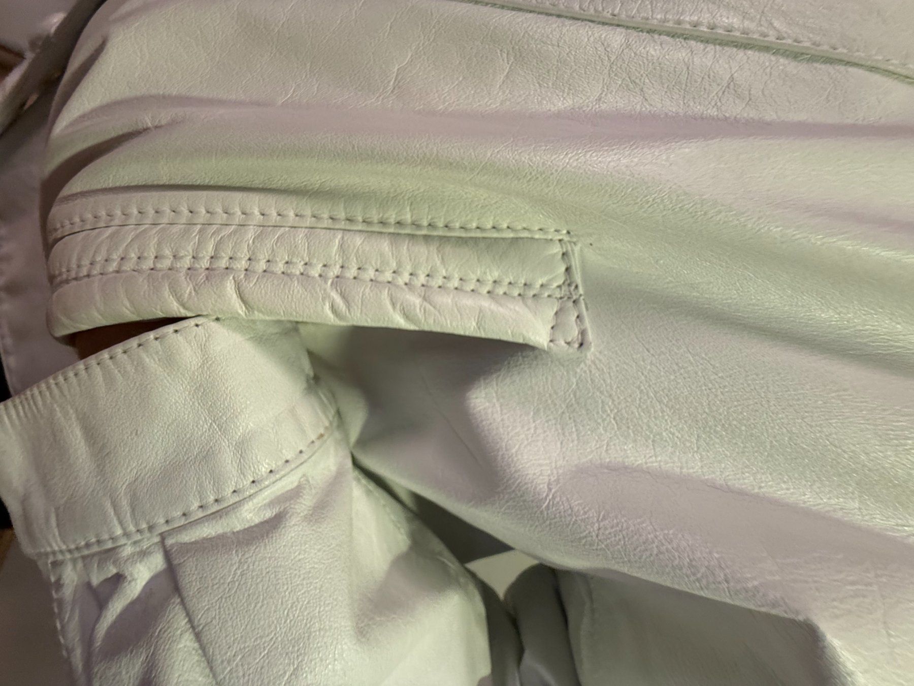 Giacche: Blouson cuir blanc vintage – Usato da Le Cerneux-Veusil venduto da Maraud01 6