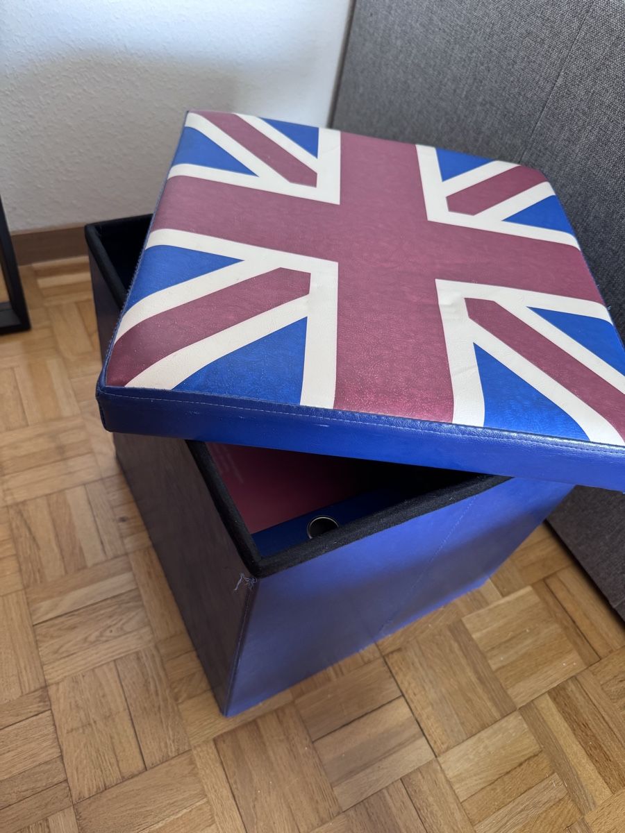 Jysk Tabourets: Hocker mit Stauraum Union Jack Motiv – D'occasion à Zürich par 96luedi96 1