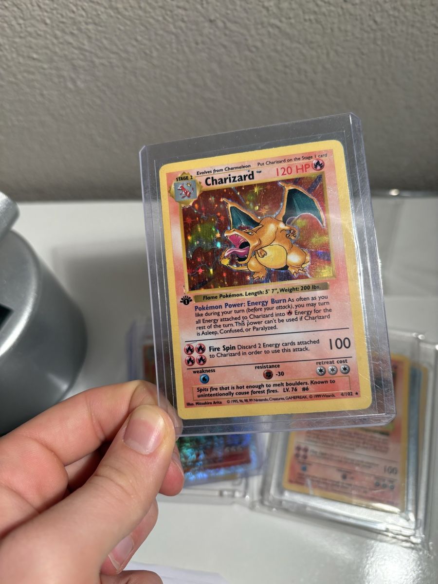 Pokémon Carte collezionabili: Charizard Glurak shadowless 1st edition – Usato da Erlinsbach venduto da cri_l7zw 2