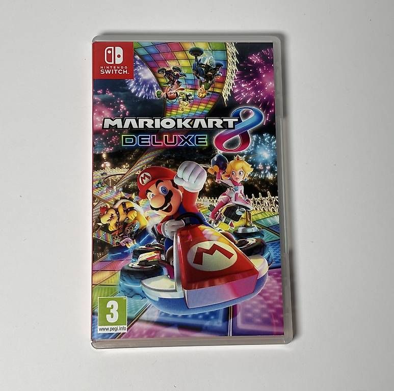 Nintendo Consoles: Nintendo Switch Oled + Mario Kart 8 + 128GB SD – D'occasion à Gordola par kar_gy5g 8