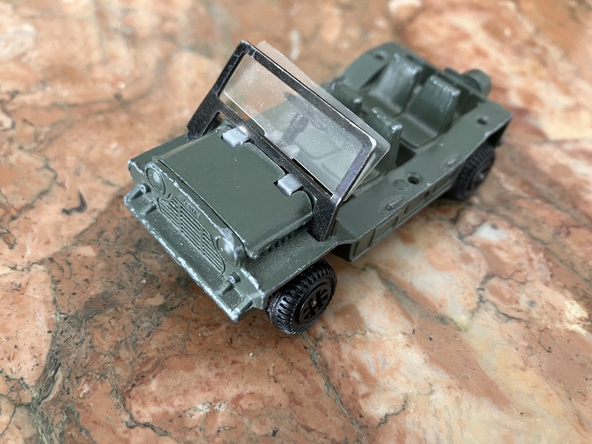 Dinky Toys Modellini d'auto: Dinky Toys Austin Mini Moke – Usato da Liebefeld venduto da PoloLePoulpe