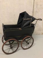 Antiker Puppenwagen