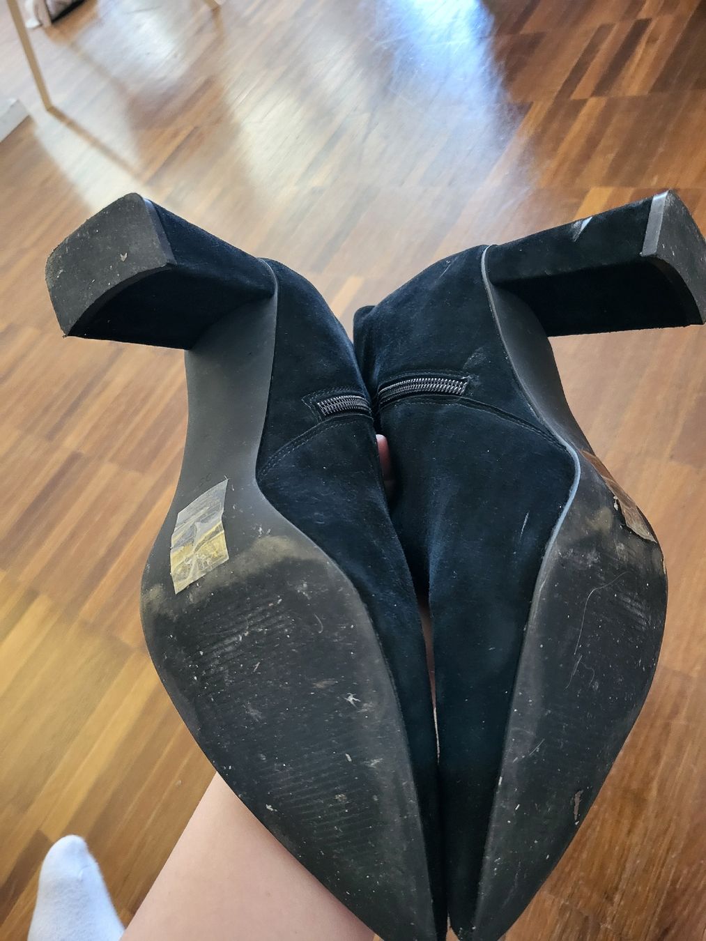 Scarpe da donna: Schwarze Stiefeletten, Grösse 39 – Usato da Basel venduto da Ywana 3