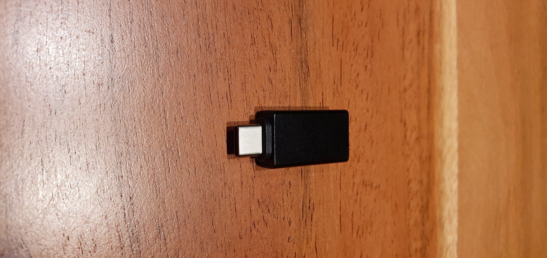 Apple Cuffie: LMP  USB C - USB Kabeladapter Smartphone. – Usato da Zürich venduto da Leica.C89 3