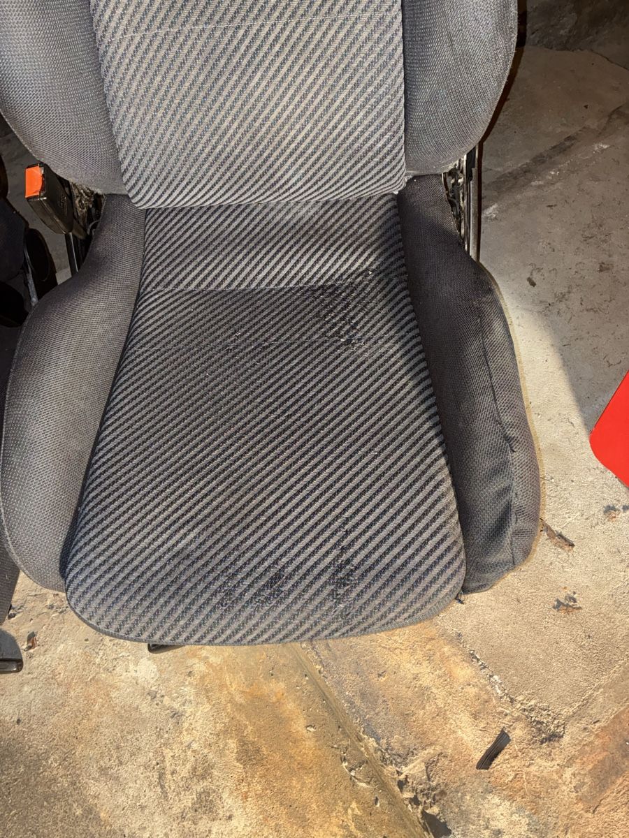 VW Alle Autoersatzteile: Golf 2 G60 Recaro Sitze – Gebraucht aus Grenchen von Netii10 1