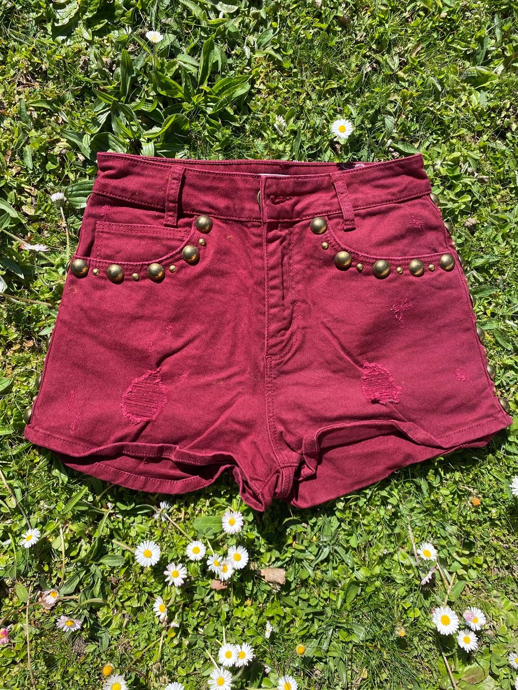 Sandro Jeans: Mini short Sandro - short en jean bordeaux – Neu (gemäss Beschreibung) aus Jouxtens-Mézery von delphinepassaquay 2