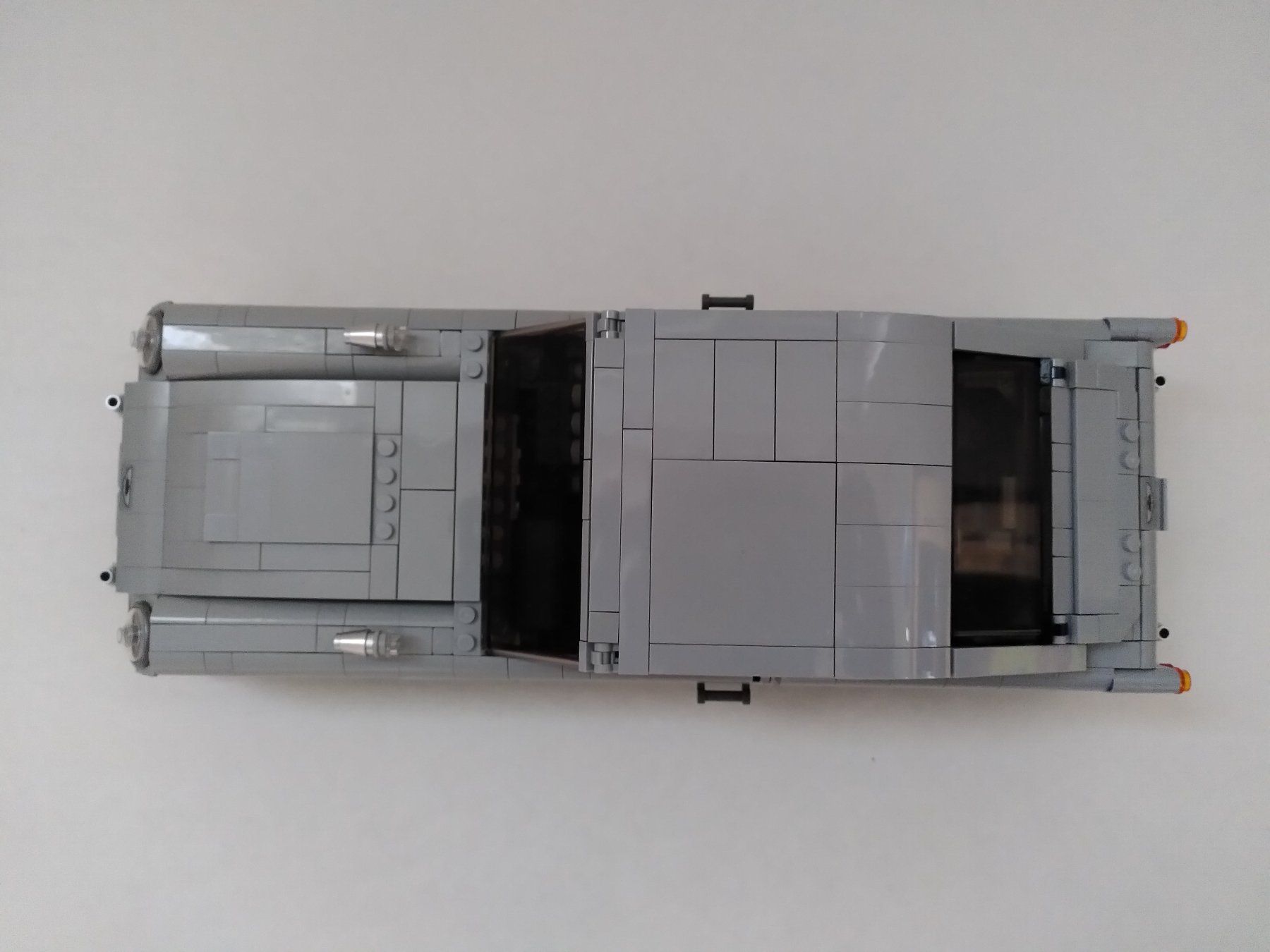 Lego Giocattoli: LEGO CREATOR: Set 10262 - James Bond Aston Martin DB5 – Usato da Zuchwil venduto da Biber413 2