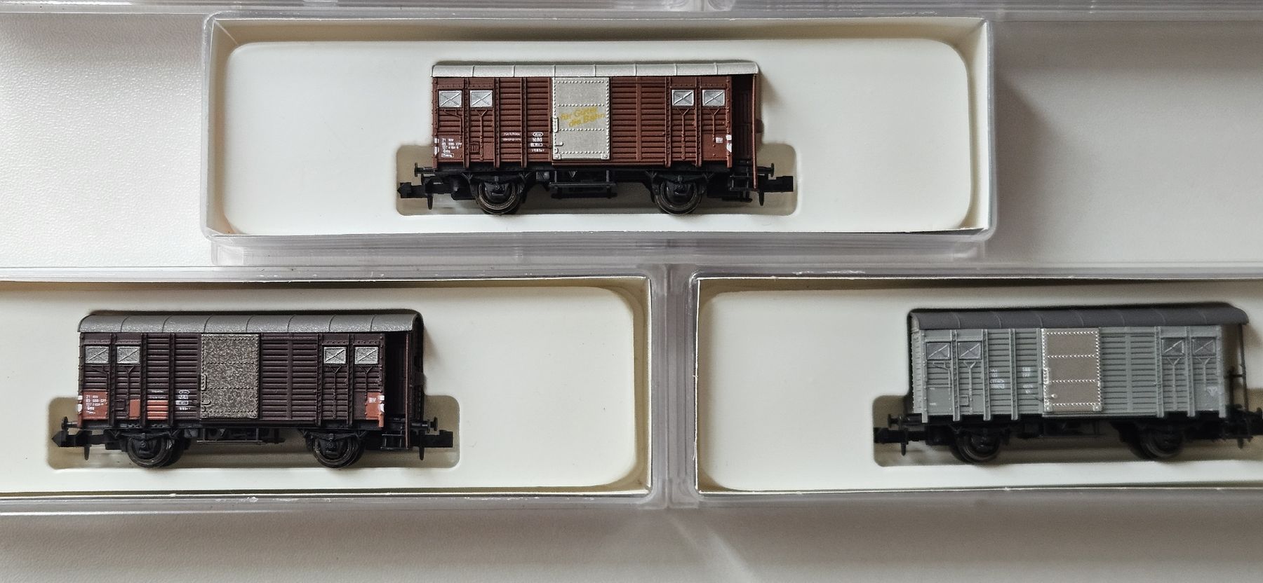 Hobbytrain Modelleisenbahnen: 5 wagons CFF K3 HOBBYTRAIN  – Gebraucht aus La Chaux-de-Fonds von Gdx2 2