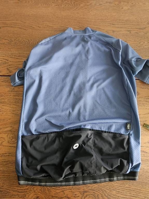 Assos Canottiere & Pantaloni: Assos mille GT evo XL – Usato da Zürich venduto da juwiel 1