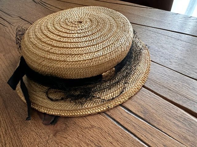 Copricapi, berretti & cappellini: Tracht, Tachtenhut, Strohhut – Usato da Hindelbank venduto da vey_t